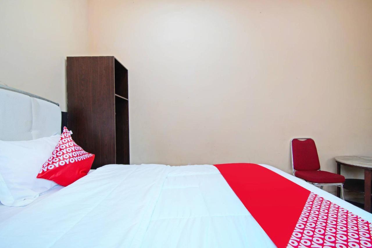 Oyo 91510 Homestay Utama Syariah เปกันบารู ภายนอก รูปภาพ